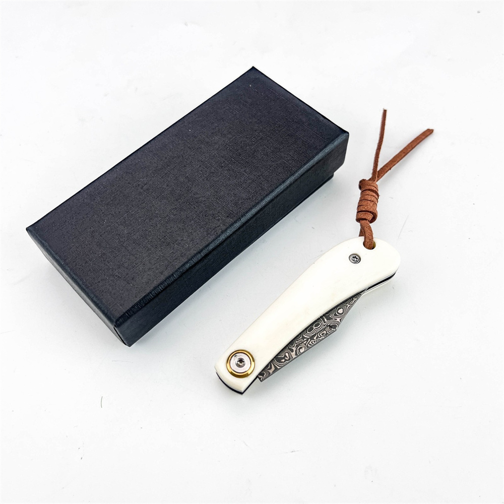 Compact Vintage Damascus Foldi - Vintage Collectible Knives review and price